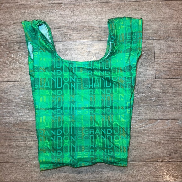 Green Reusable Tote Bag - Picture 1 of 3